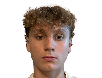 Un portrait de Kash Tarasoff.