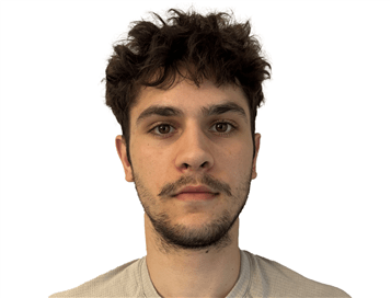 Un portrait de Sam Bureau.