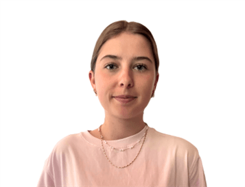 Maude Ruelland headshot