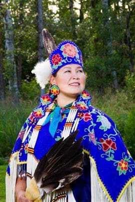 Rosita Hirtle, beaded logo artist