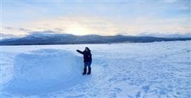 Igloo sur le Fish Lake. Photo : Ben Howie